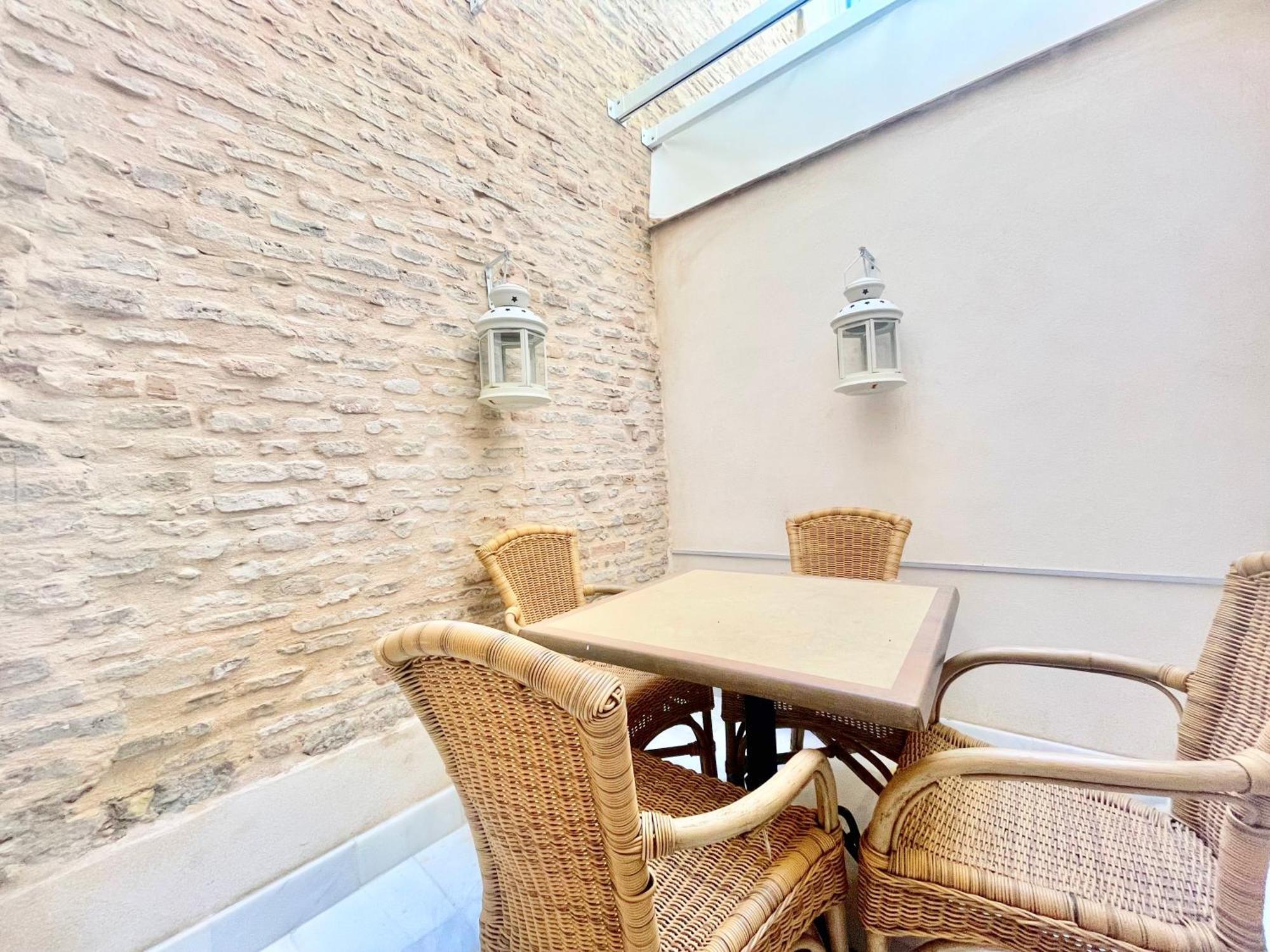 Apartamento Click Triana - Patio Privado Sevilla Exterior foto